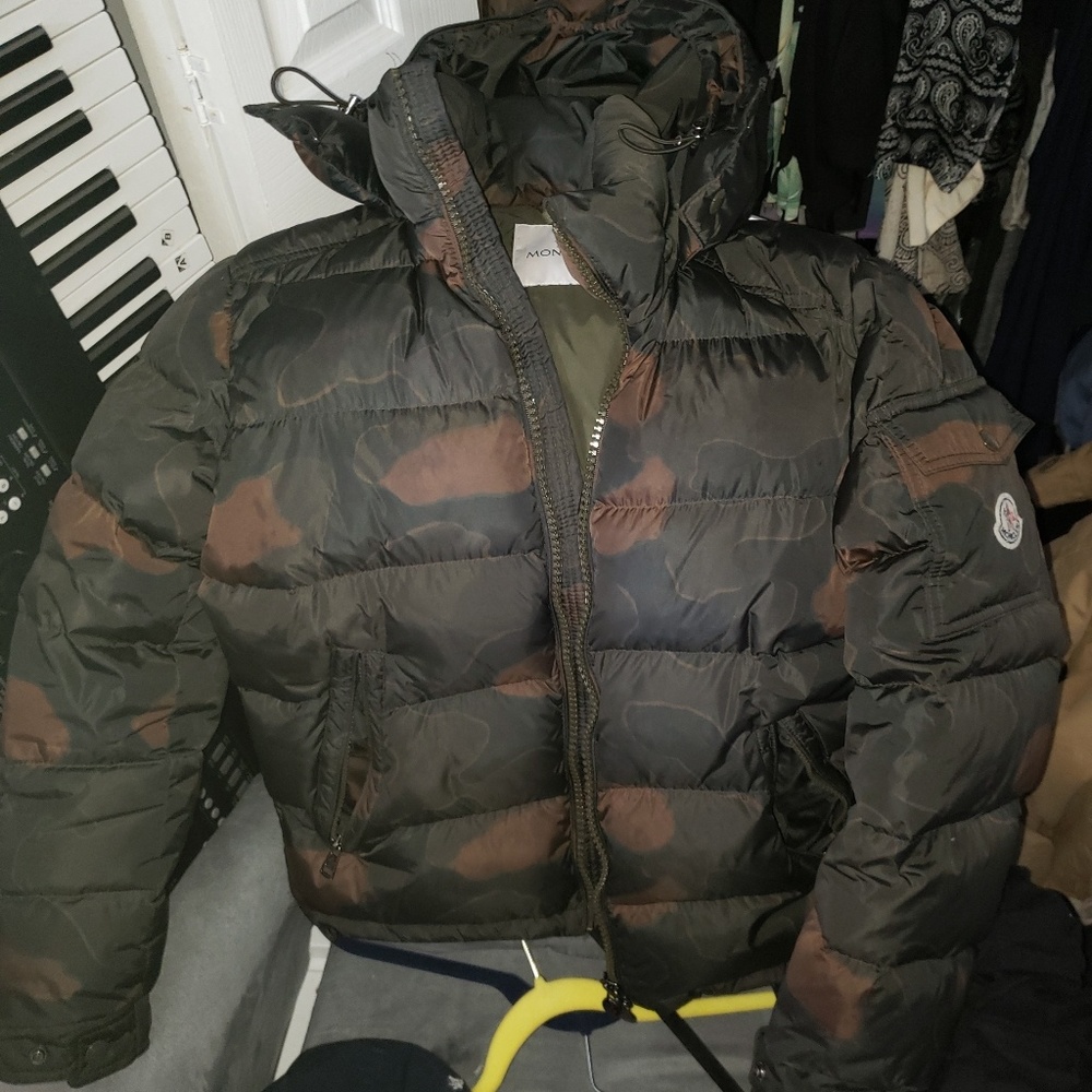 Moncler sz 0